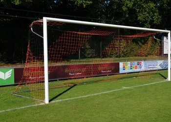 Voetbalnet geknoopt oranje zwart