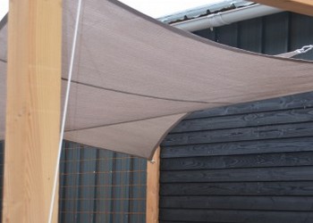 Shadesails Showtuin Van den Eijnde nettenverkoop