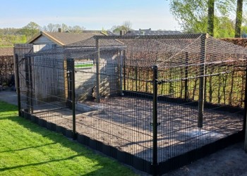 PE geknoopt net 50x50mm. 1.3 mm Fam. Y. Borrenbergs