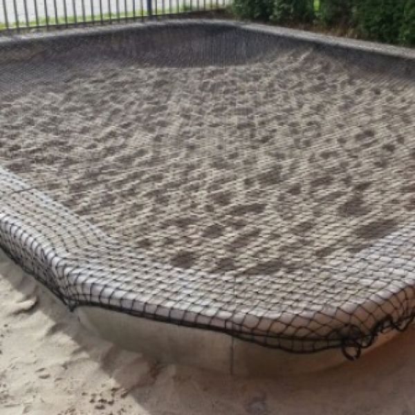 PE geknoopte zandbaknetten met vierkante maas en randlijn