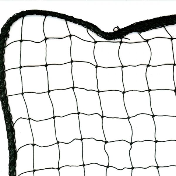 polyethyleen geknoopt net, maas 4x4cm., draaddikte 1,3 mm.